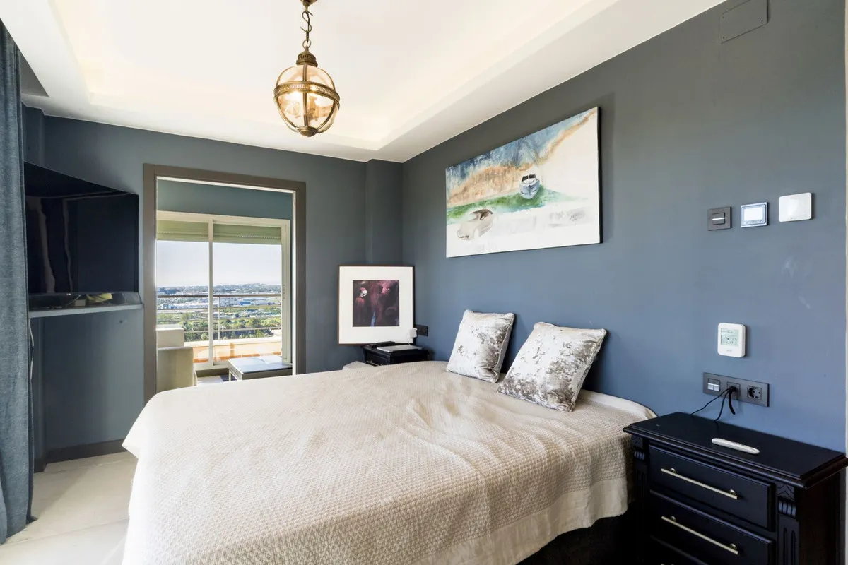 435ea098-ea1b-4672-9bd8-fe02d1892639