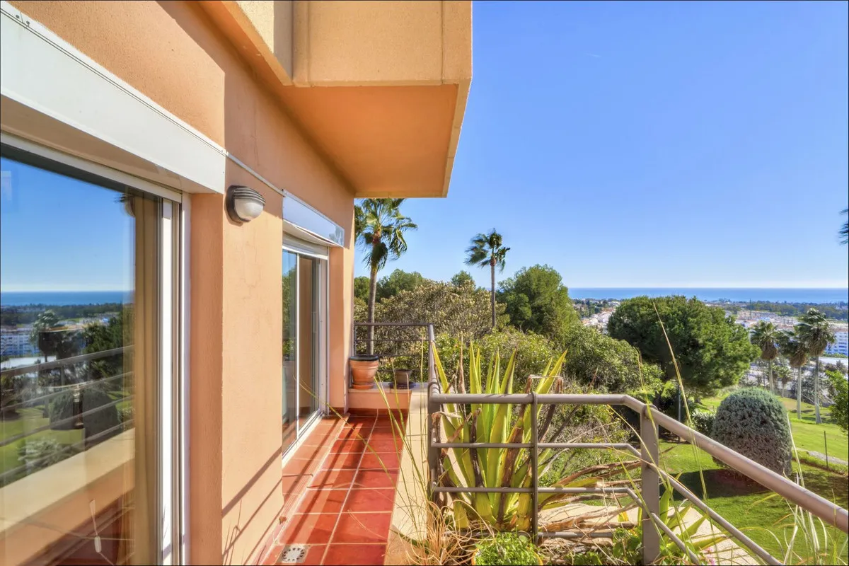 c3941de5-f7d8-4a48-892e-f91f5f24aa5b