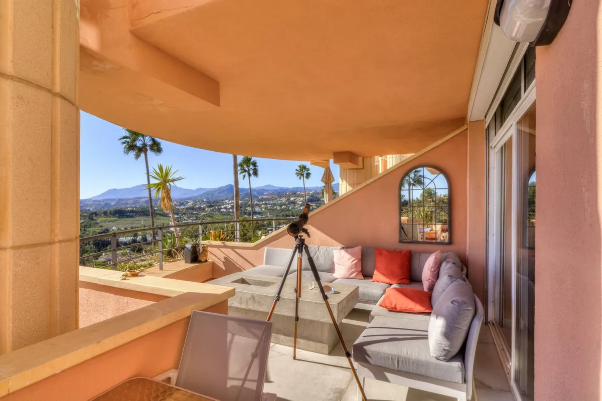 fb2faf19-a088-43bd-9374-1a81b6385fb1