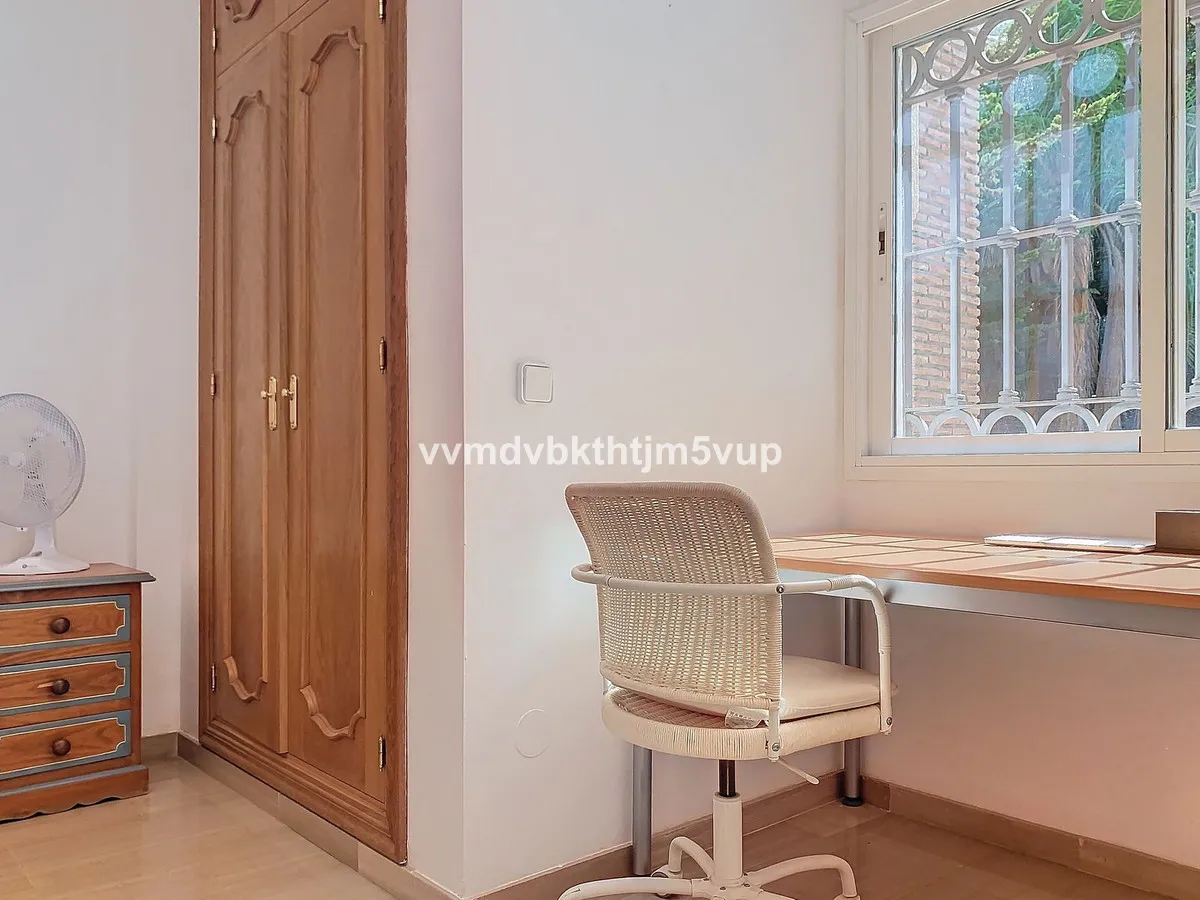 4ddc5eb7-bae8-4e37-97fe-bdff064ffd24