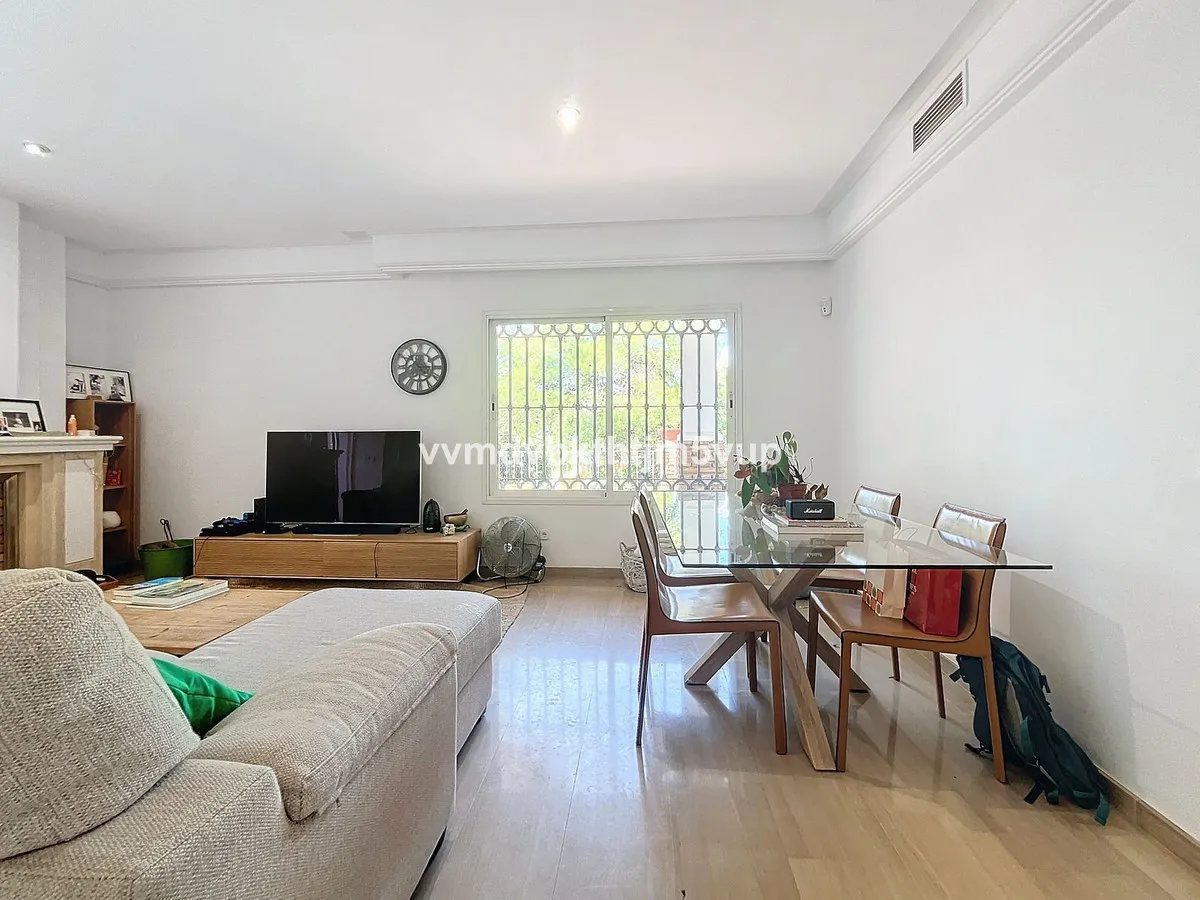 9df01515-78e8-46db-84db-dac1a286dfc2