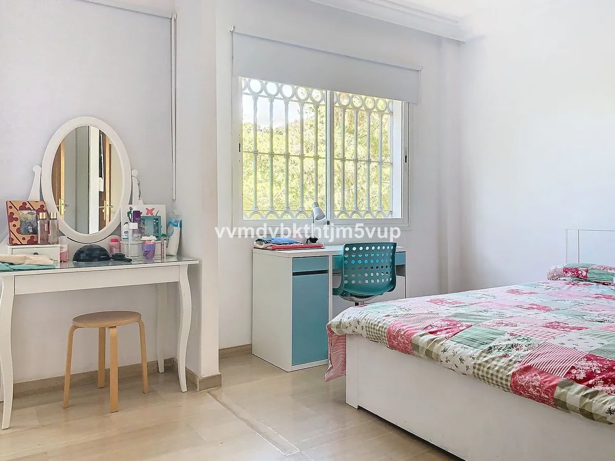 f6e9d632-c1f5-4776-be9b-b53bb8865469