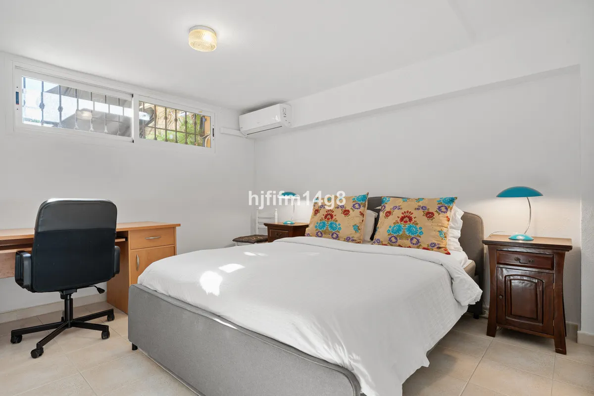 64297d36-934a-4555-8c74-5eb7433fa375