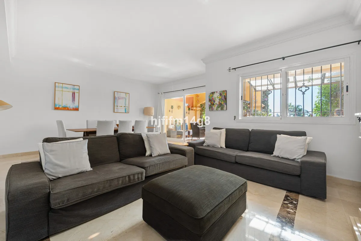 adb529a8-5cd5-4eb8-a8de-81c862d906fe