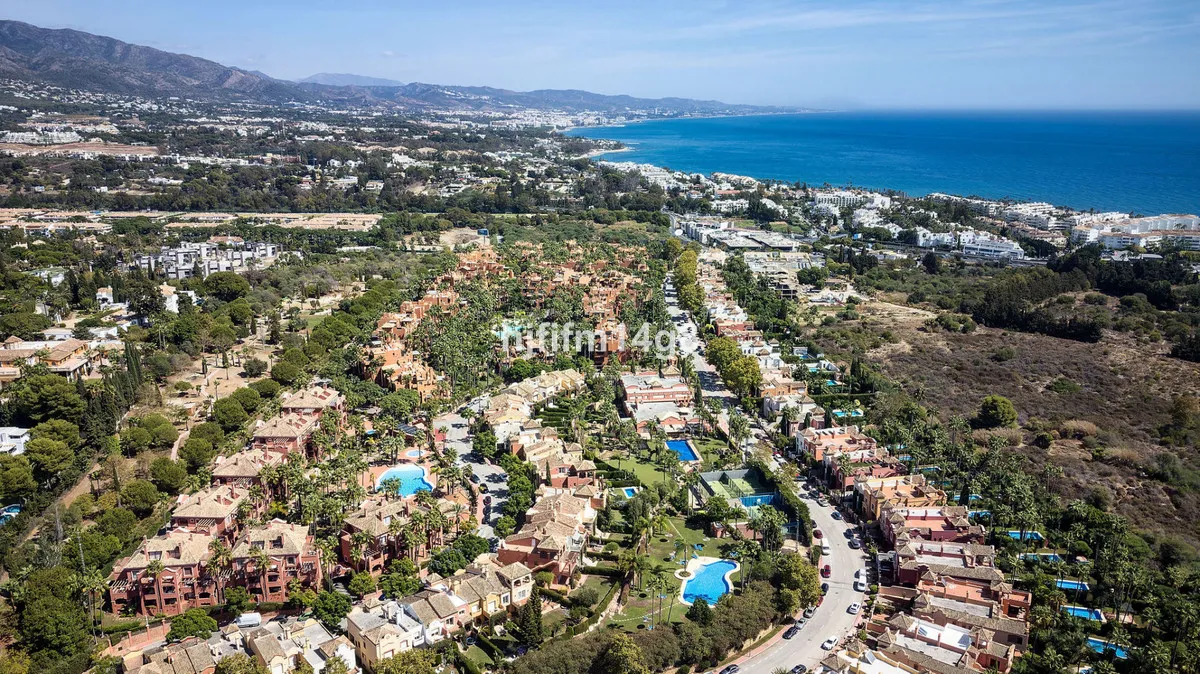 beccd499-f964-4da7-b748-aacf5f96255c