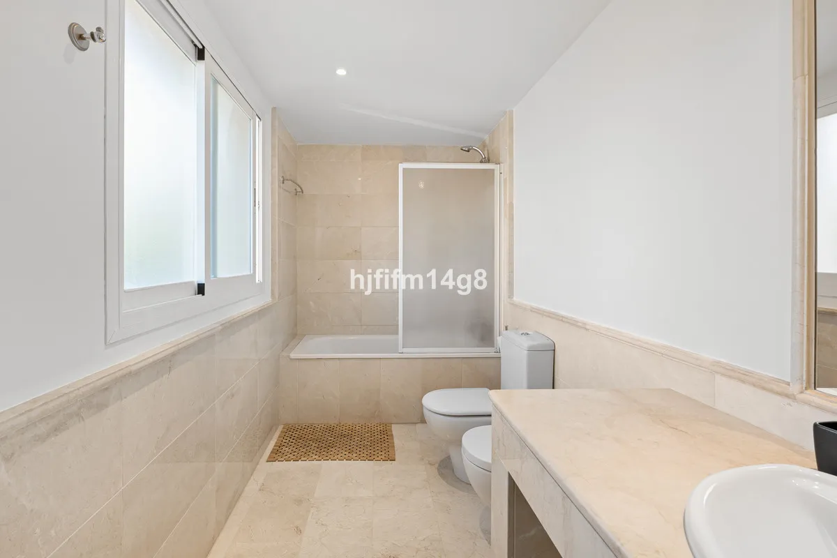 f37308c3-484a-4248-bf8f-03b5c45f675e