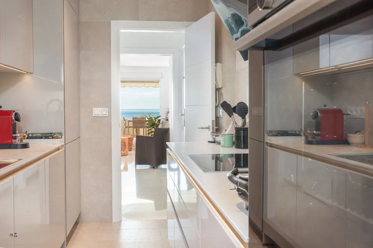 1227b6dd-cfd2-48ed-b847-a2e3c4e52f7e