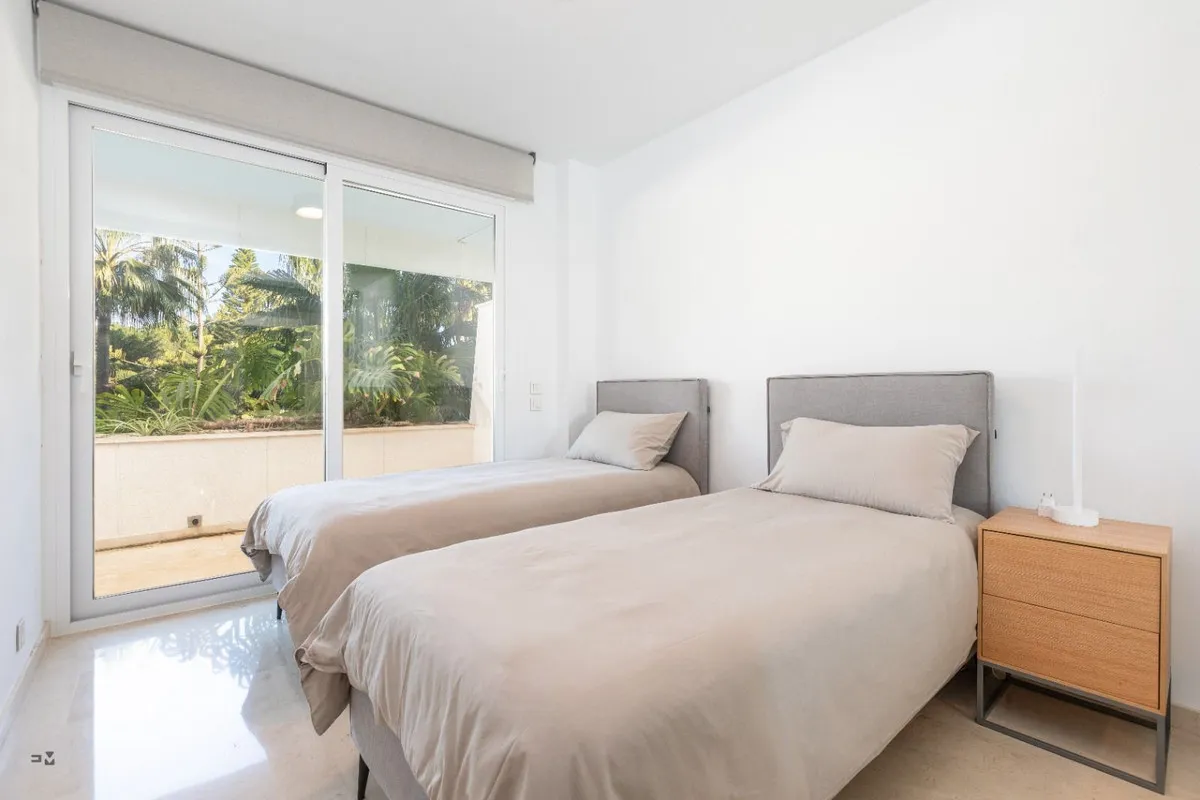 4d4482ad-3bc0-41e0-a088-214430972273