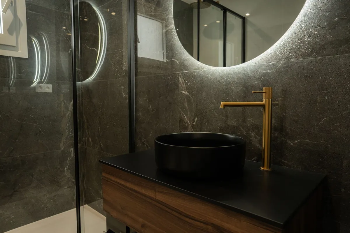 0070fb30-c561-4da1-be3a-0c0c08181833