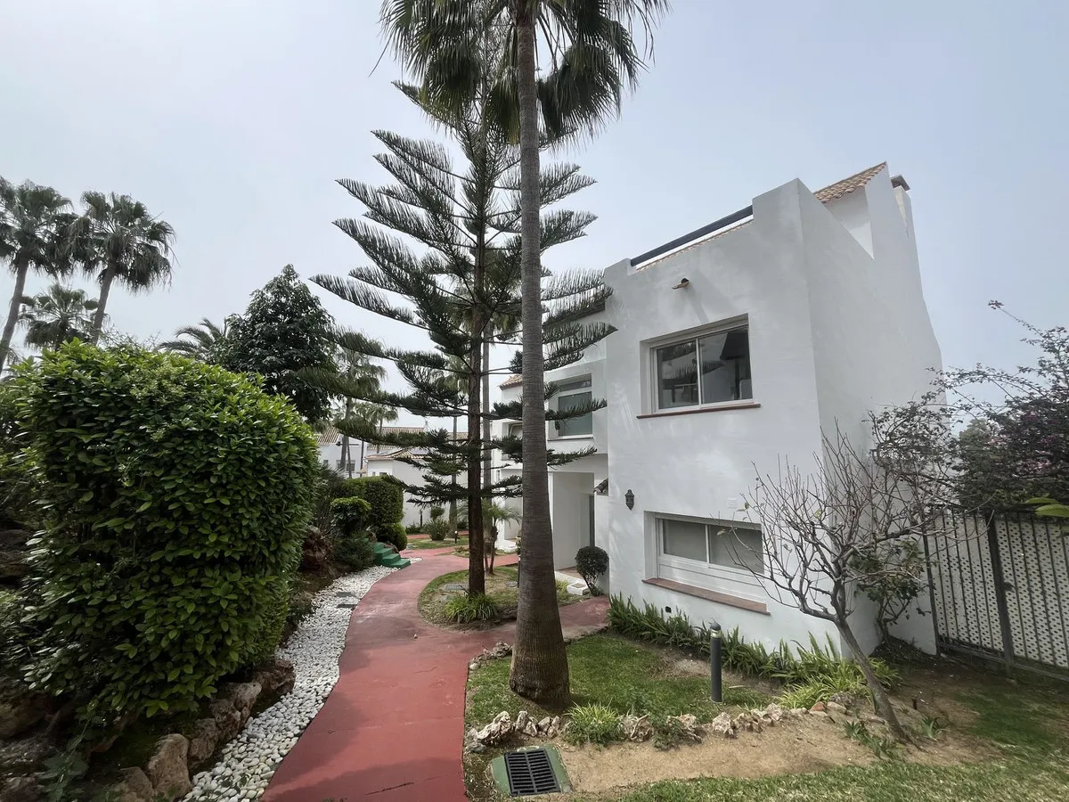 301036c9-b721-4e1d-9149-c8f161735df0