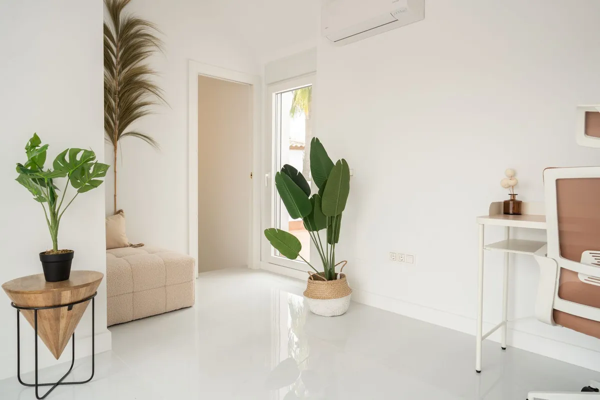 4425d368-3978-43d8-a010-c796976da10a