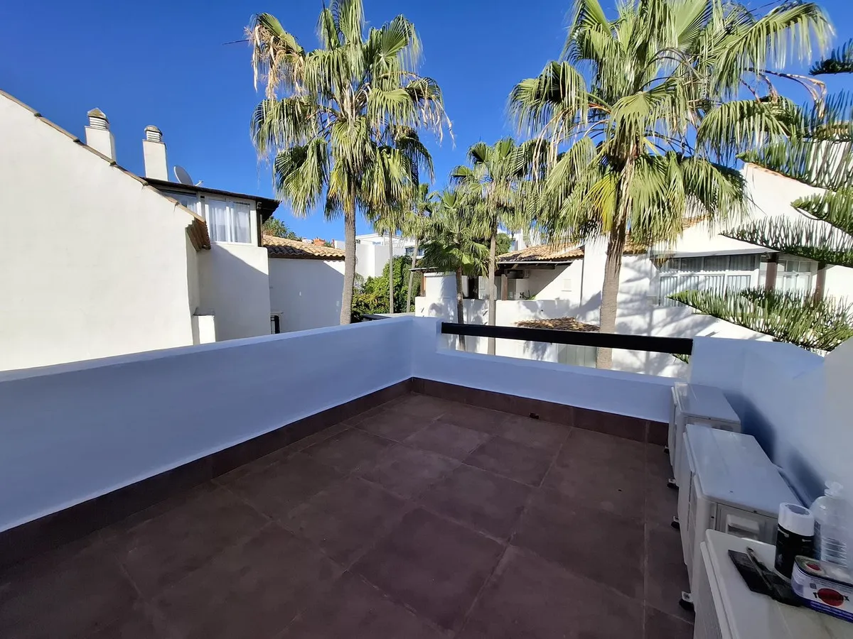 7d35cbb0-2461-4a14-8d72-5126a6907815