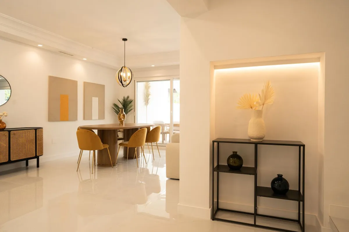 9f02ec4c-e089-41ea-93c7-c1523857c041