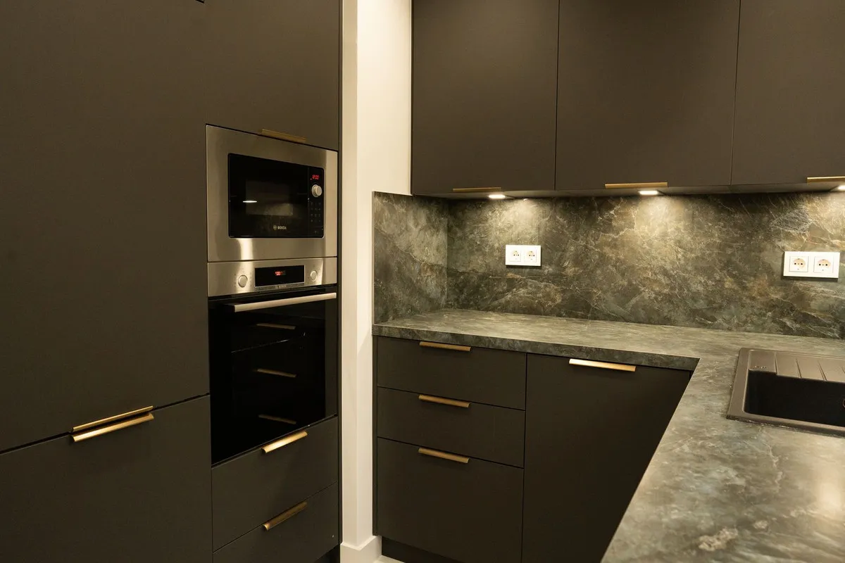 cfb68378-195a-40b7-a6ac-463cb83760c9