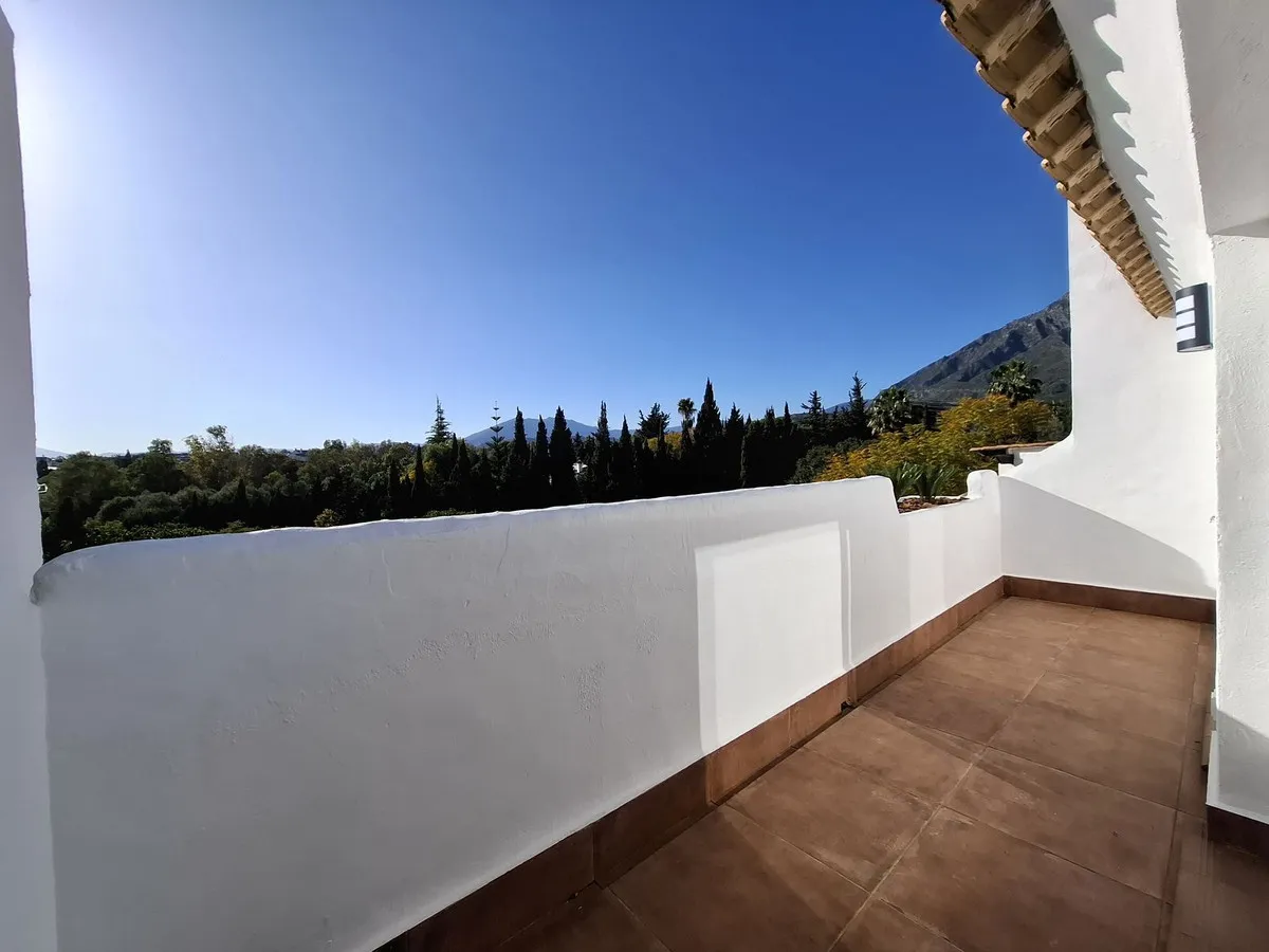 dfd4601a-13ae-4c4e-a04c-bbd39592d26c