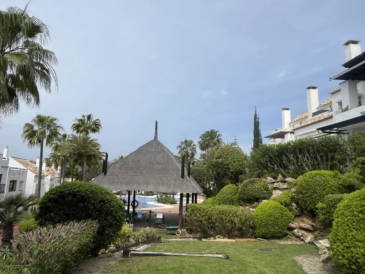 e2b96d39-7513-41c7-ae75-4647b681fb8c