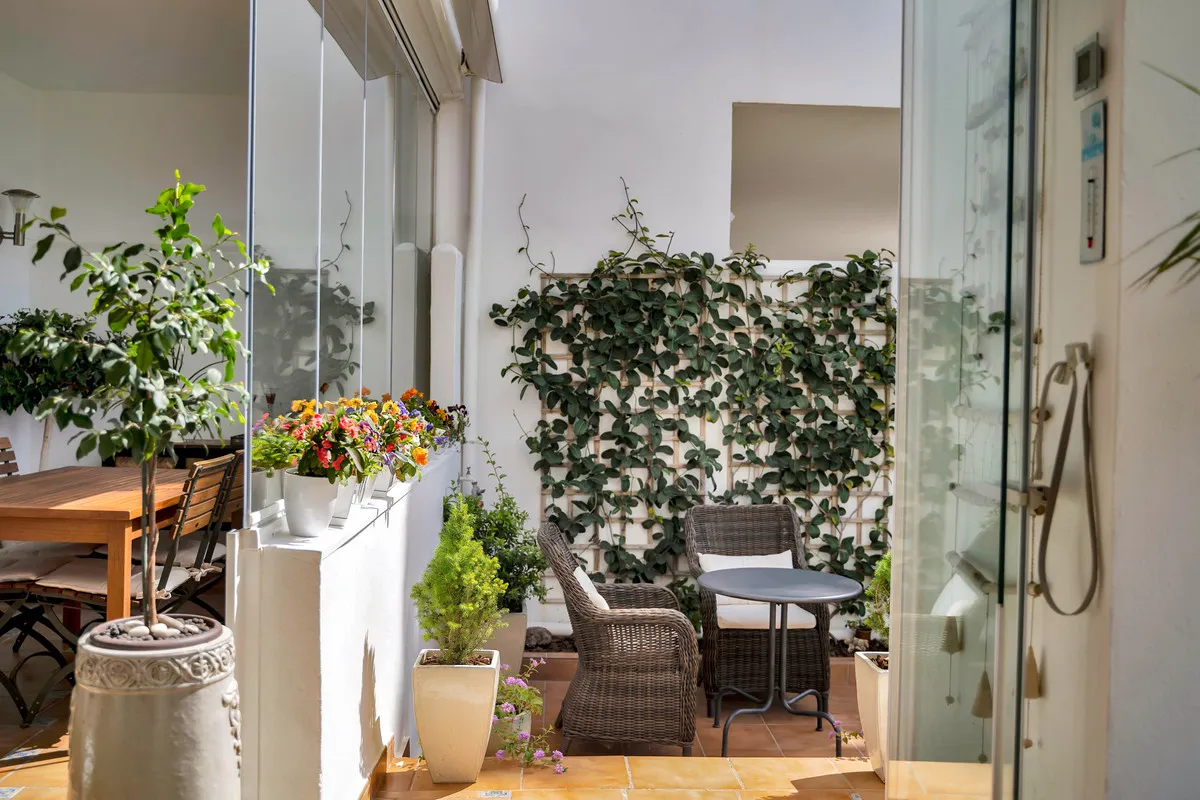 2180e4ef-60e9-4cf7-9fe1-eb5a2dd97687