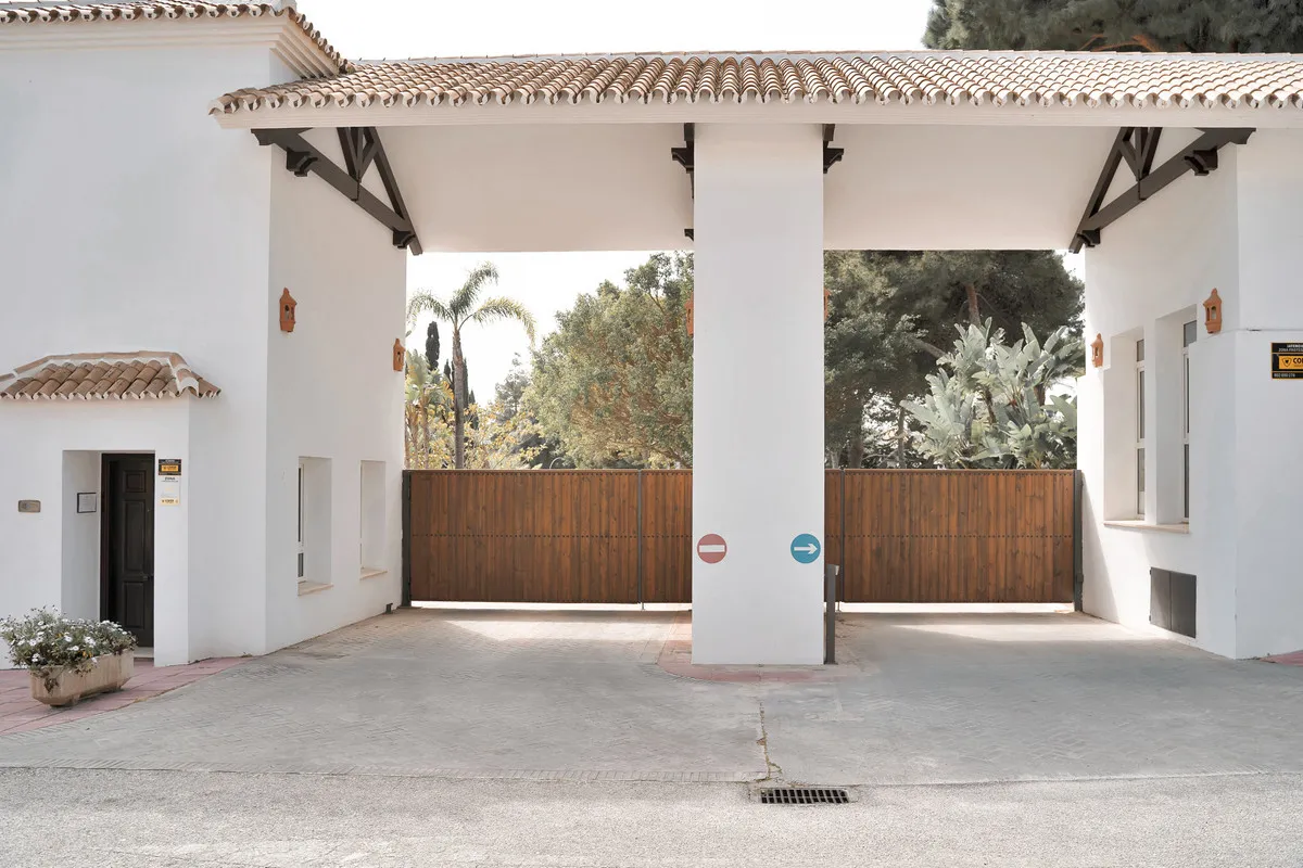 ace7fe7a-b863-4185-994a-fa8fa92afcab