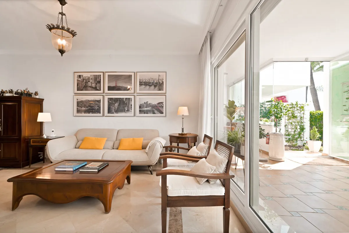 c698c9c2-b023-4377-82cb-3776a57a0ac6