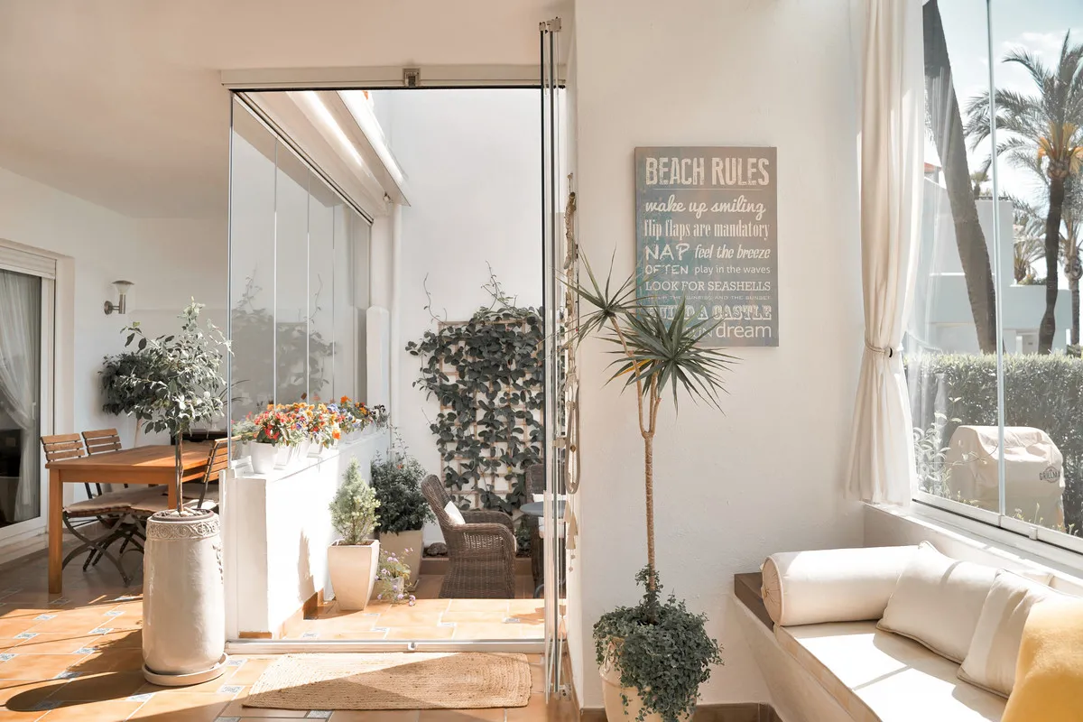 d8285a03-c3e1-47b2-828e-f6226d8fea3e