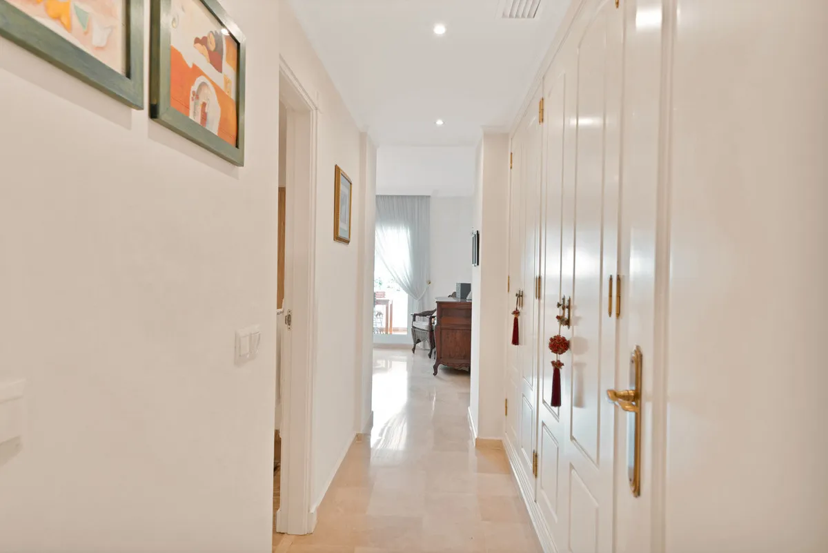 f9e565b3-69cb-452f-8f51-e196dc7c07d6