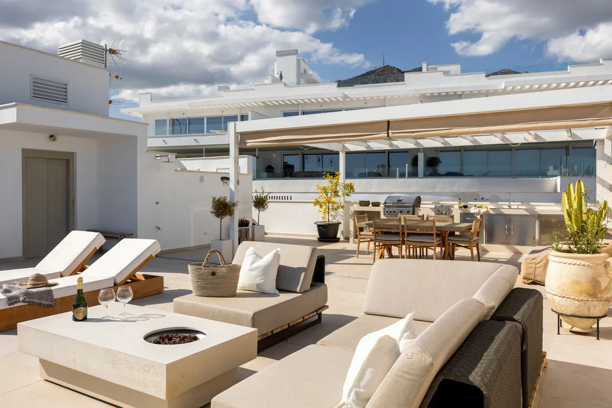 178196de-8ed7-4e99-b326-3ef7da5304b8