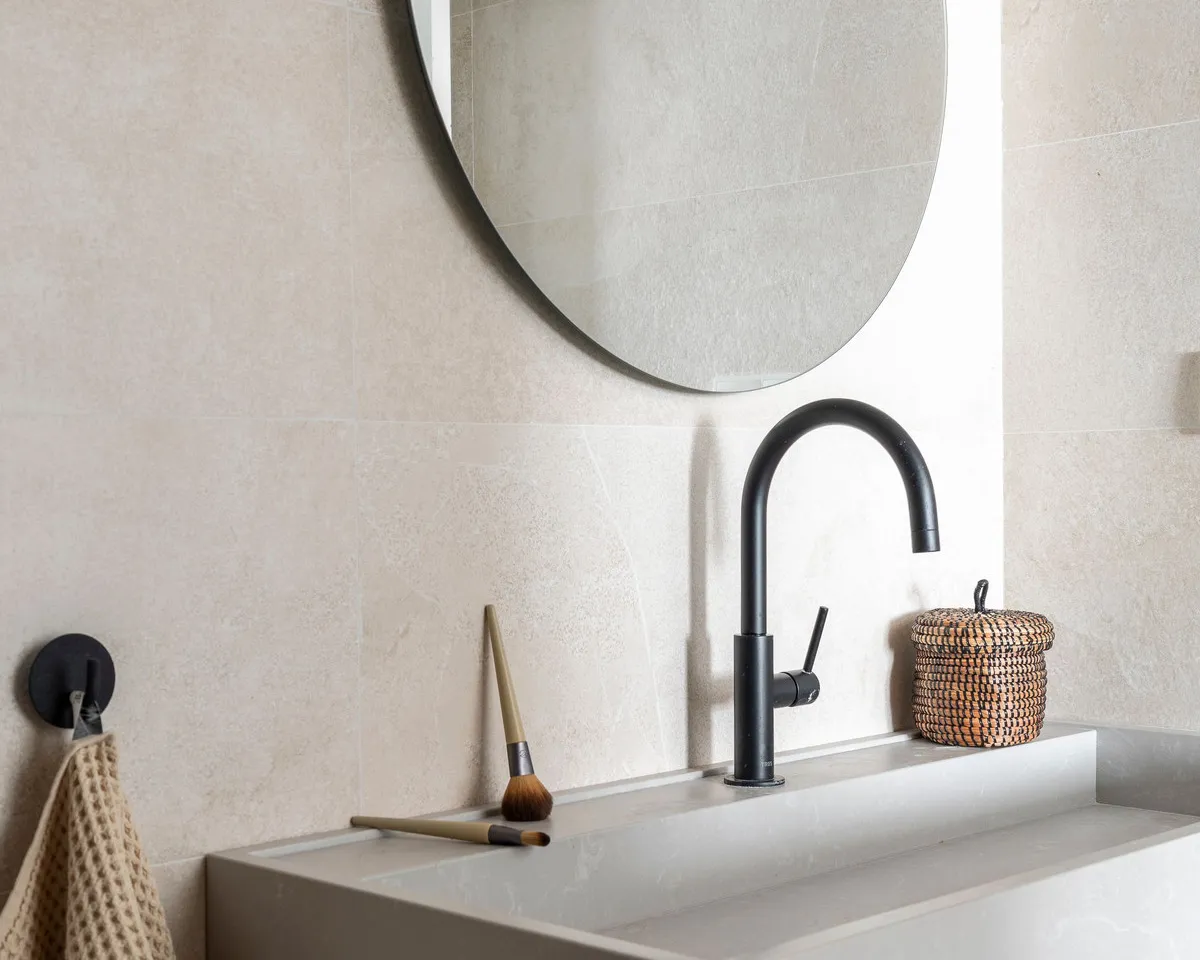 7bc40022-460c-4fee-9523-f945668d6006