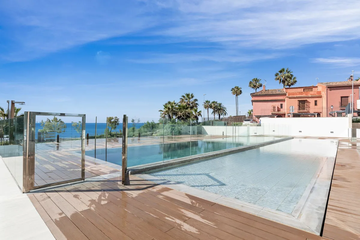 e3d60003-e53a-410d-9aa1-47ca534892e2