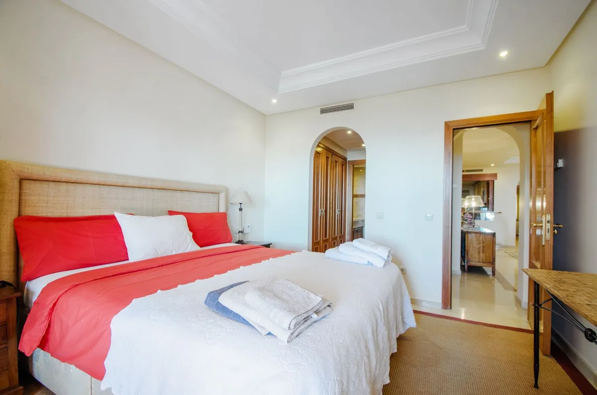 96e8c8f8-bcae-4117-8d9e-f529b0e4e346