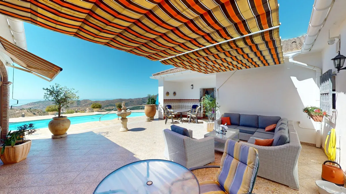 1c09b53e-1524-4456-882d-2d37537dc4f8