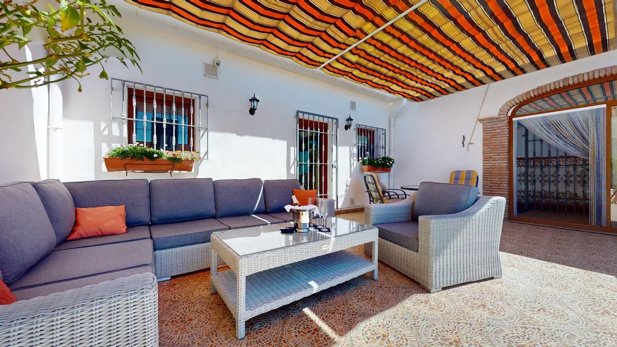 972e783f-1c4a-4c95-8c07-1682fea7b07b