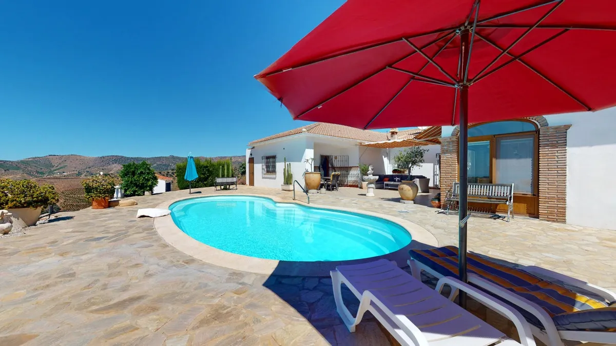 e2bf53ae-67d1-4f09-b3f2-640fee016812