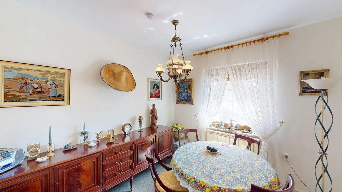 e8886d69-8384-4770-9f4c-274221b49e25