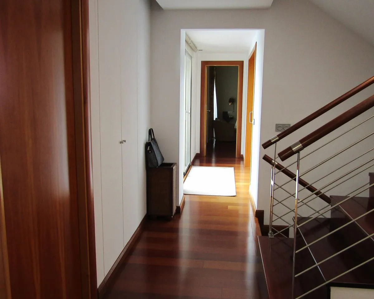 04f45ede-fee3-419b-98a1-c4db5acce112