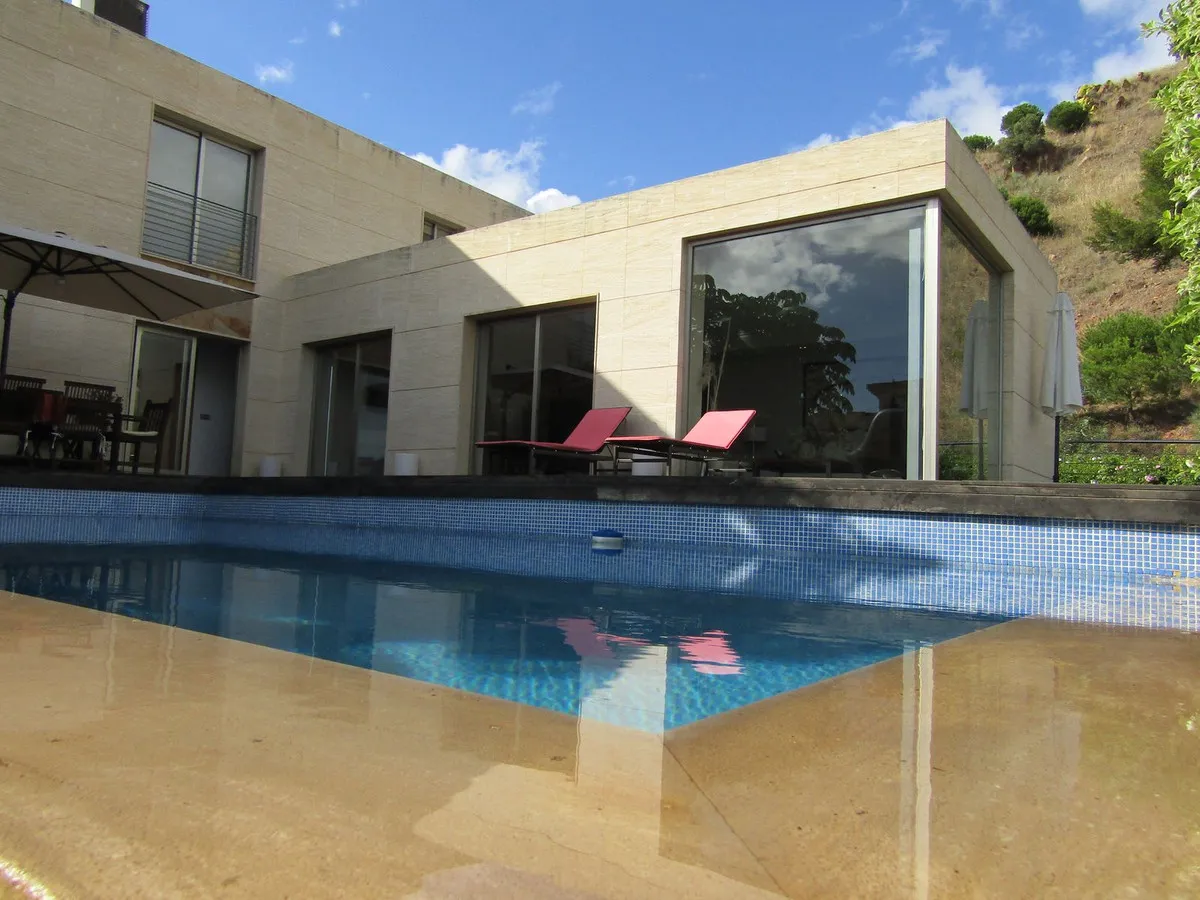 0ade7c50-129a-4dc5-b57e-bed450fd5b6a