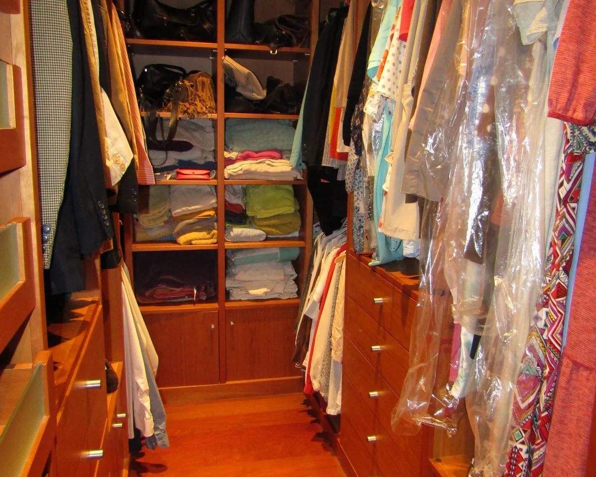 e8e5fe6e-e5b5-4057-b287-071545547c7c