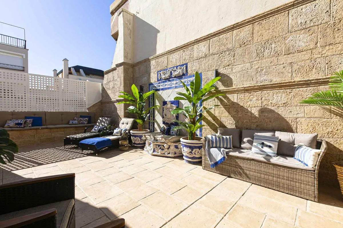 4cdc542c-59e8-47f4-9c86-a96a0668ed55