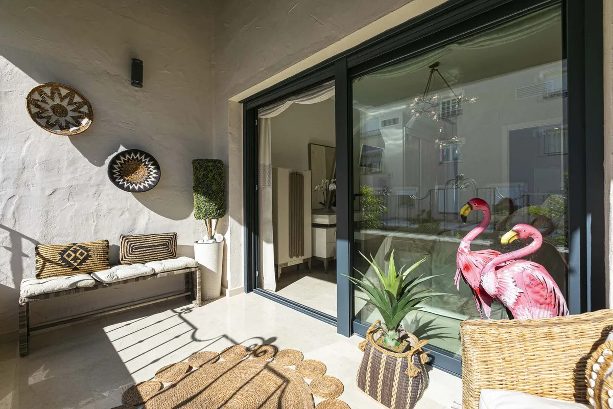 eedcfbf8-a9a2-4740-b33d-5402a47296fd