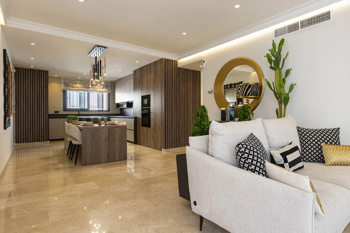 fb773d50-2d34-4424-8323-10e1041d9b38