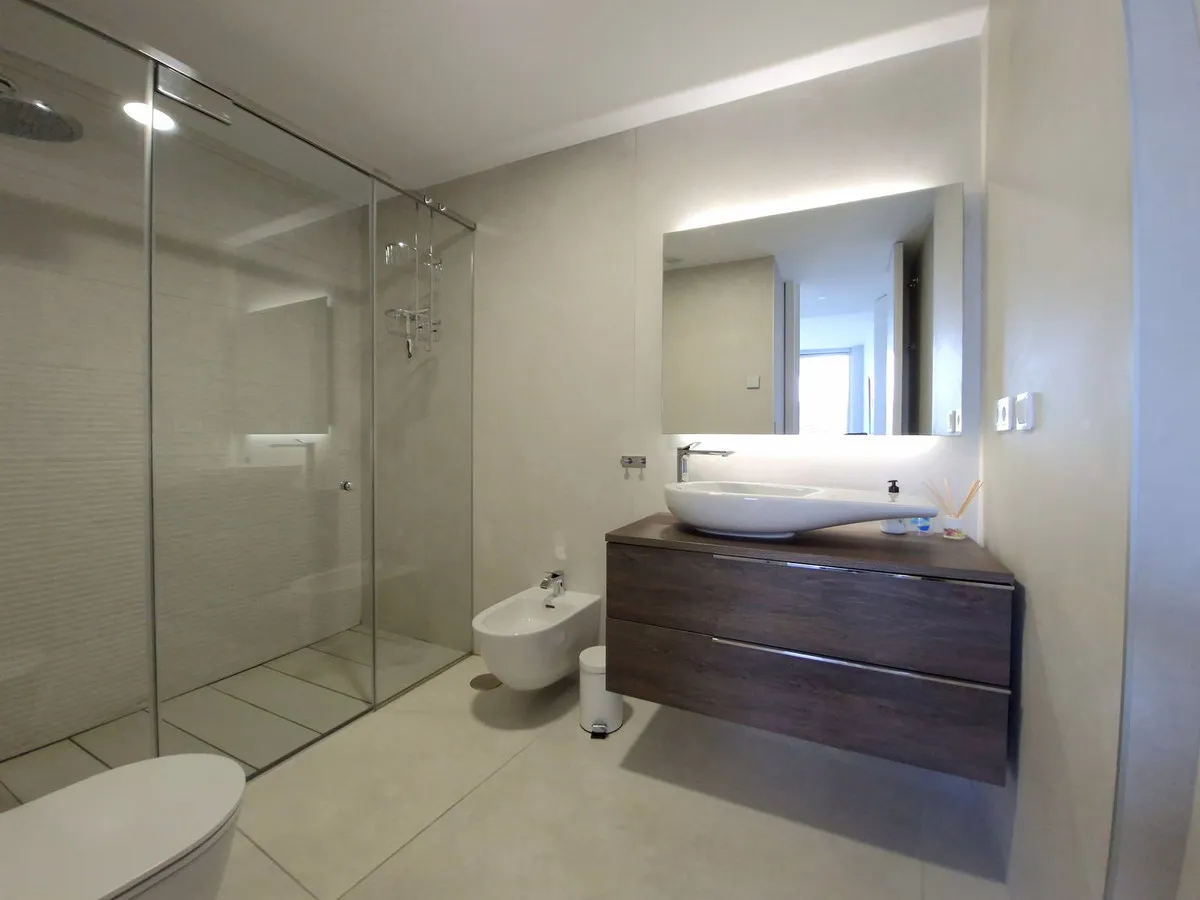 84191791-453f-4a61-b1f9-c0658135b4e5