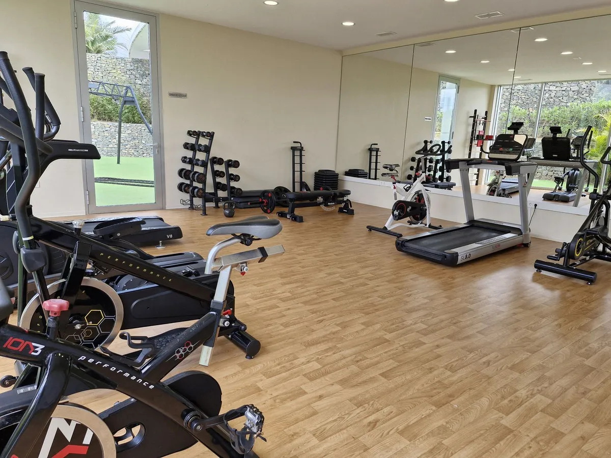 948f3564-f50d-4130-9593-e515b6078418