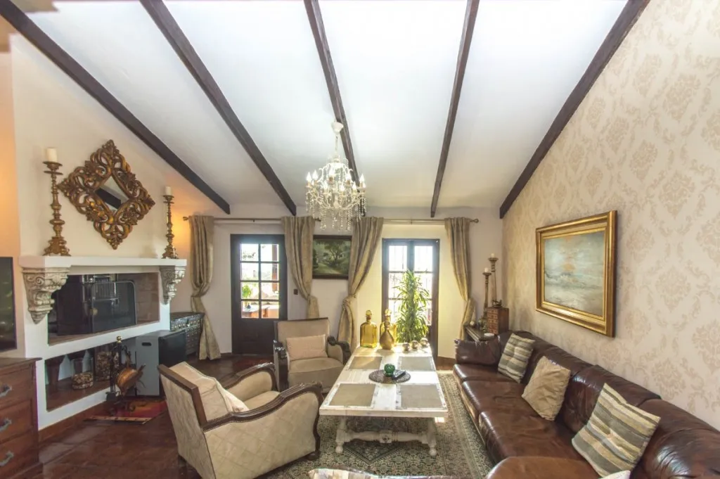 13b94877-270b-49be-84dc-8c07002d7781