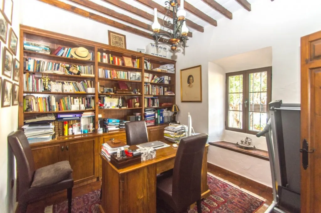 2e3edf75-a27f-4c9a-be17-7d4d8a460672