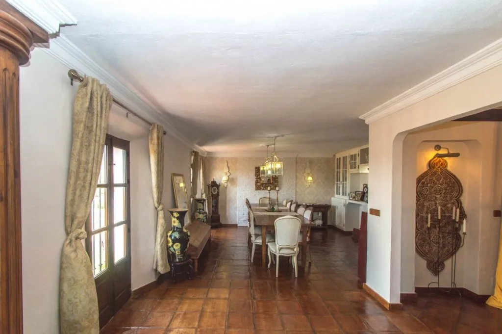 e849a387-9d0d-4a9a-b062-591376f50e69