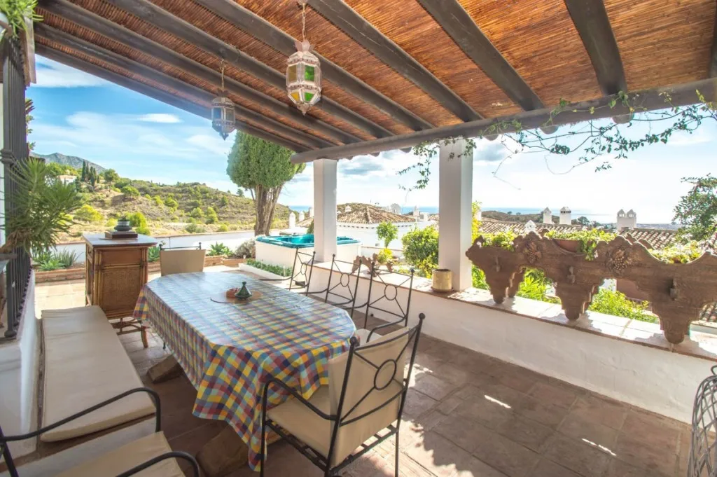 f8034bd2-f0f2-41b3-915a-d33edba55cfd