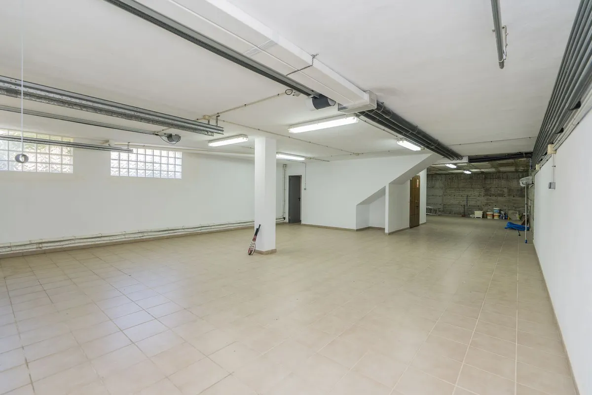 247c3d92-2175-4e52-8c8d-6aed53128a1b