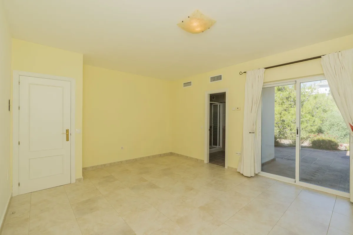 6b08ff70-30c7-49f4-9b1b-c40dd0d820c8