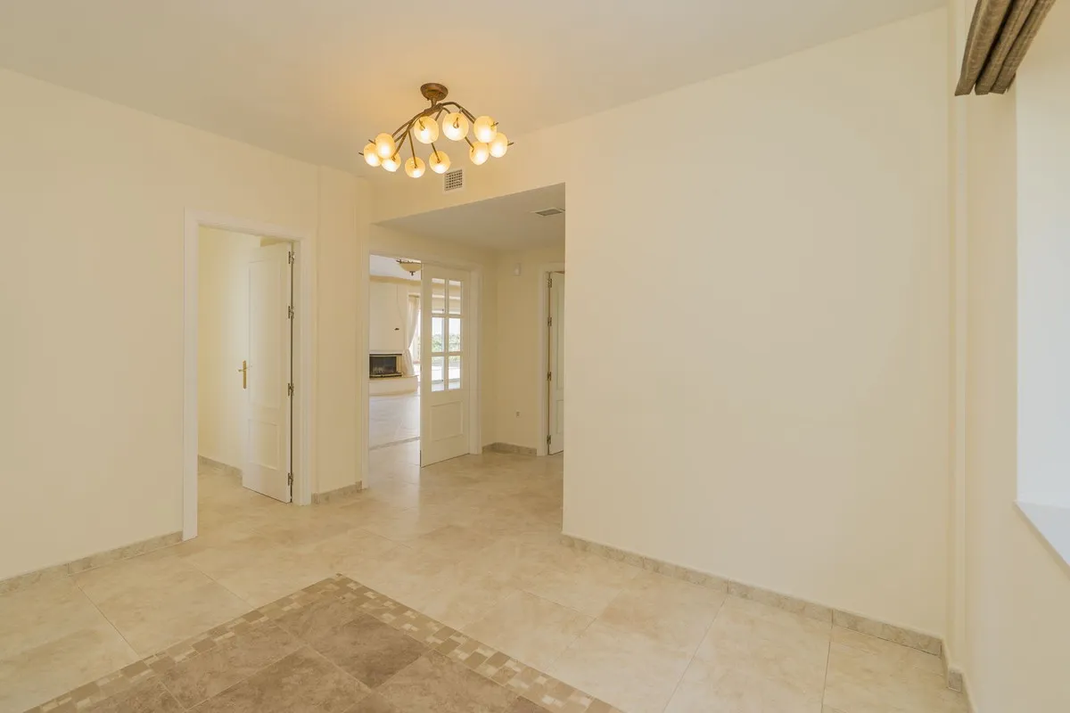 8515a9bf-f4c0-4d71-b3a4-d763184999d2