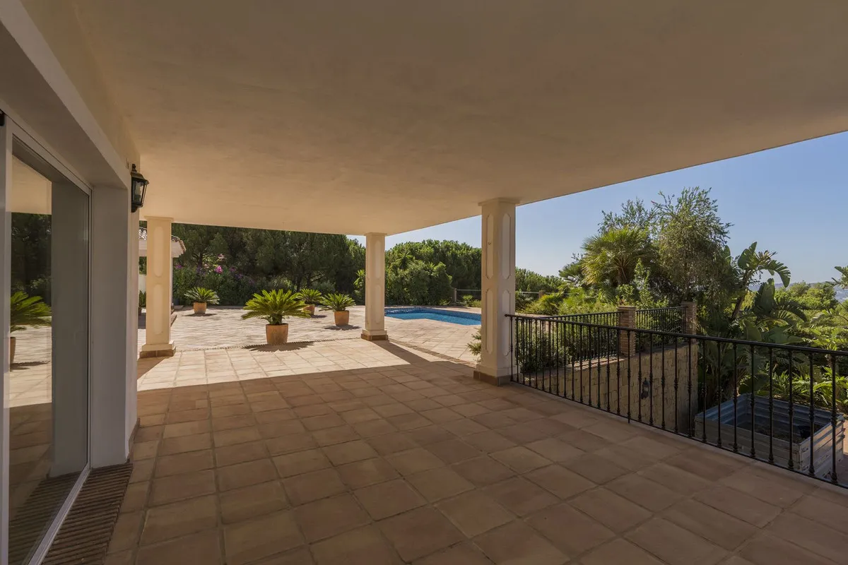 8e9ba6e9-d718-48be-b740-d76eda7f3270