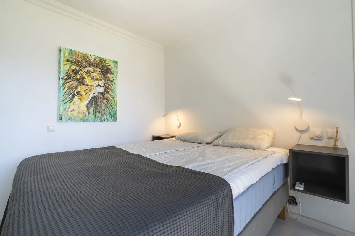 09305683-3dcb-4864-a160-6db23a038f63